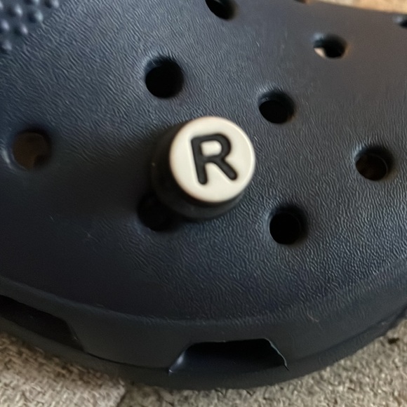 Jibbitz letter R - Picture 3 of 4